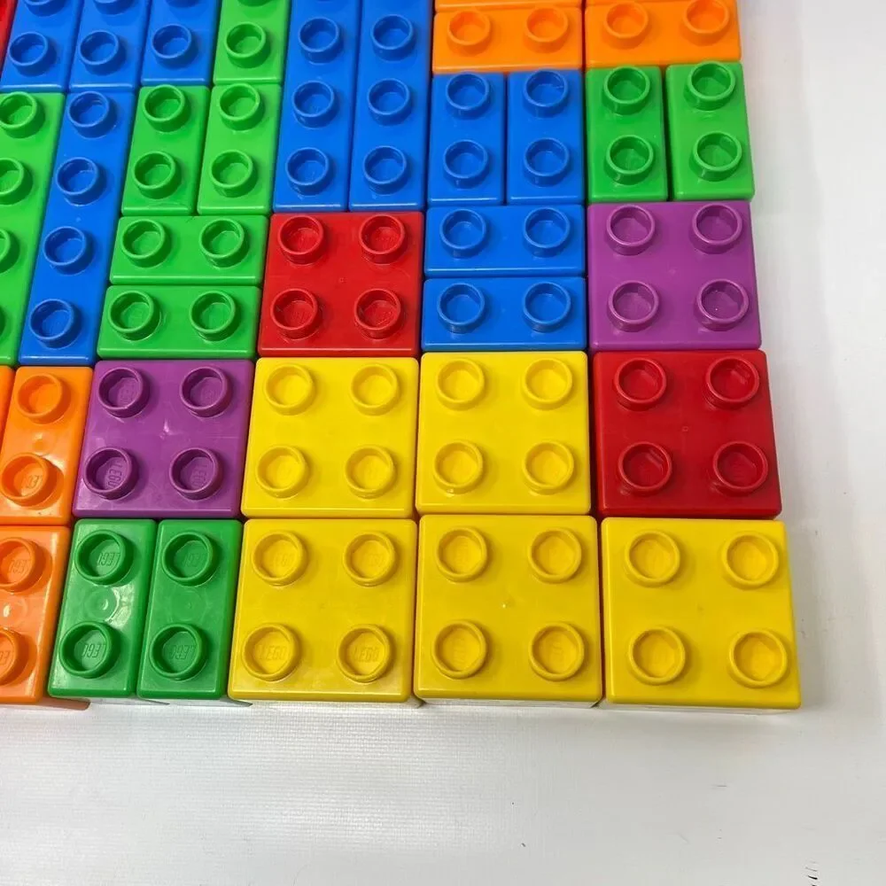 Vintage Lego Quatro Bucket Lid 73 Building Blocks Bricks Set 5357 XL Duplo 2004 - Picture 9 of 15